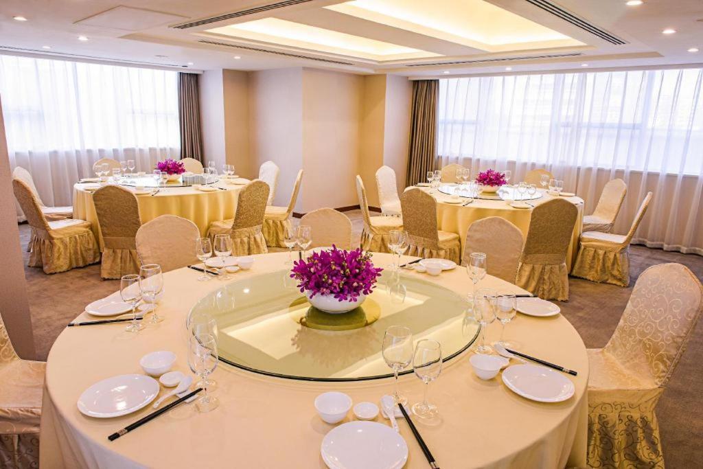 Deacon House Wuxi Hotel Wuxi  Exterior photo